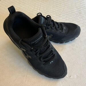 Under Armour Charged Assert Sneakers